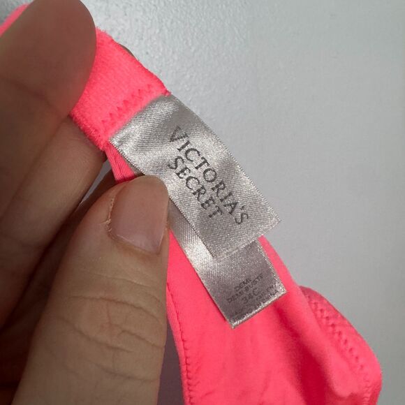 Victoria's Secret slight push-up demi bra in neon pink with purple lace trim - Picture 9 of 10
